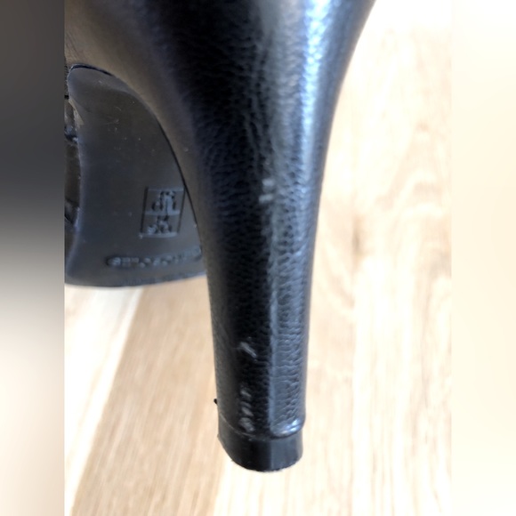 Ladies Aerosoles Zippered Pumps - Size 7 1/2 M - Picture 11 of 11